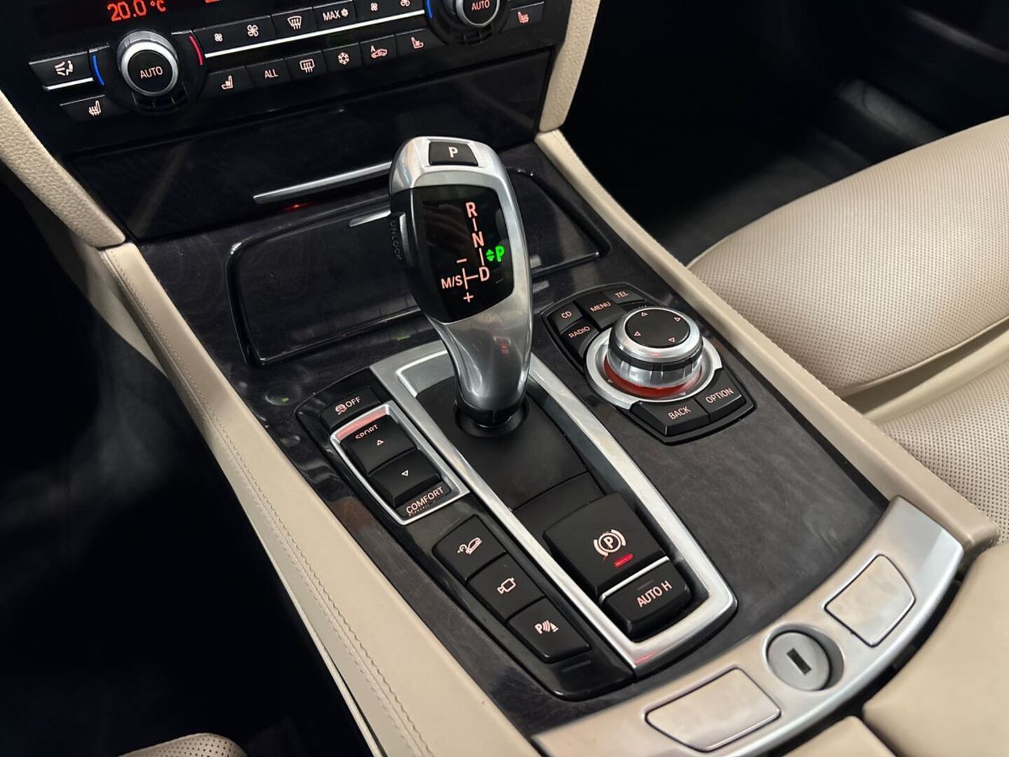 BMW 750 2009