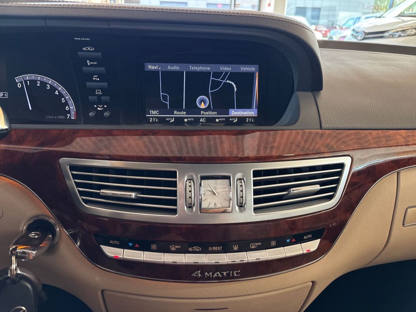 MERCEDES-BENZ S 2009