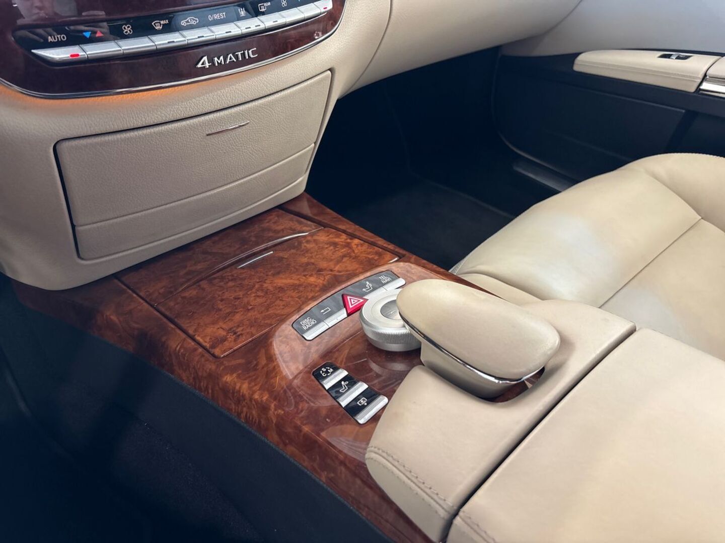 MERCEDES-BENZ S 2009