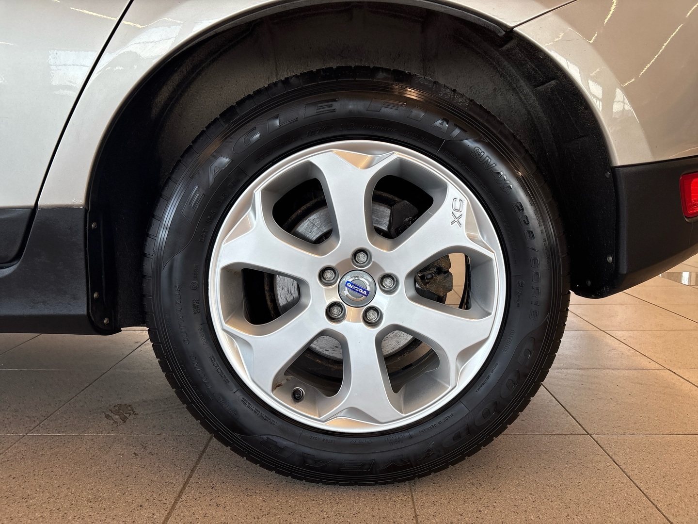 VOLVO XC60 2010