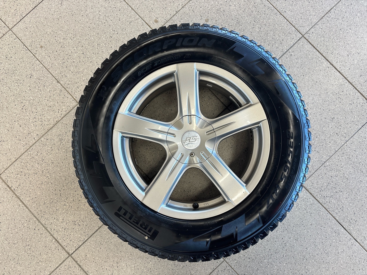 VOLVO XC60 2010
