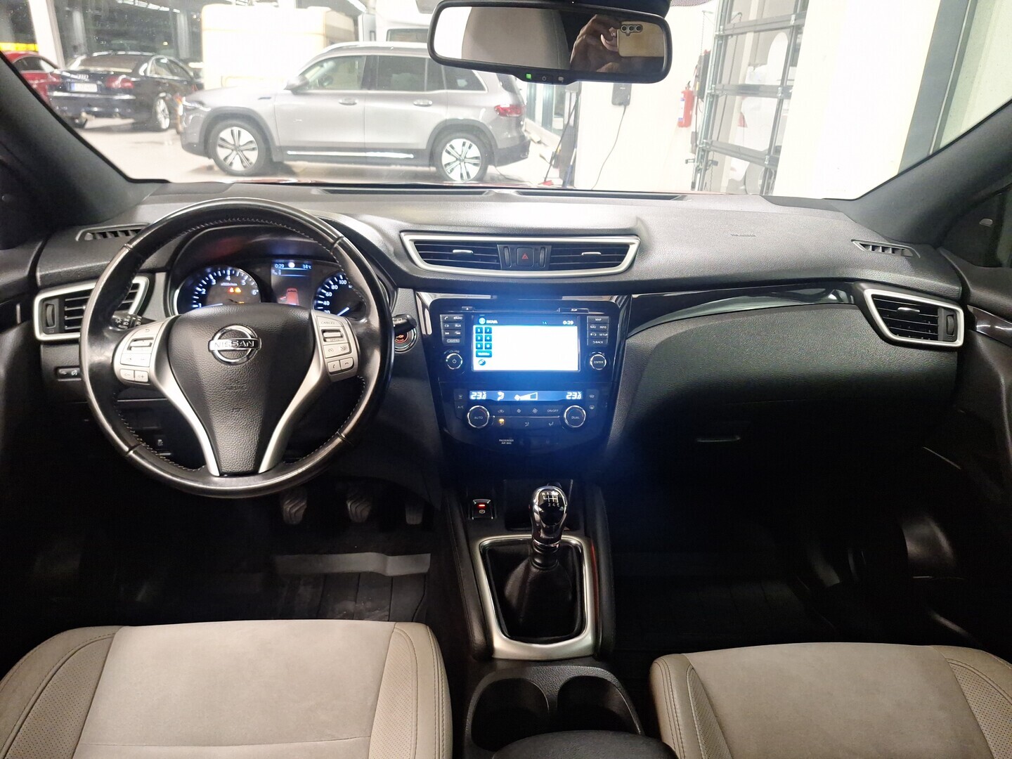 NISSAN Qashqai 2016