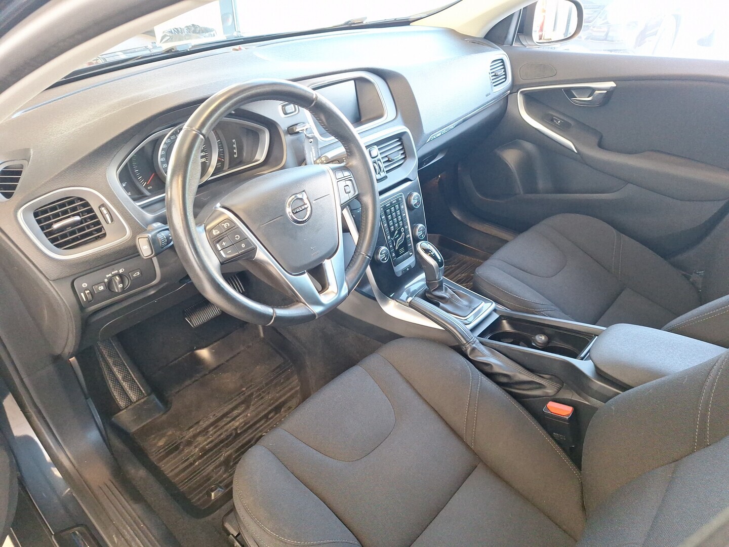 VOLVO V40 Cross Country 2018