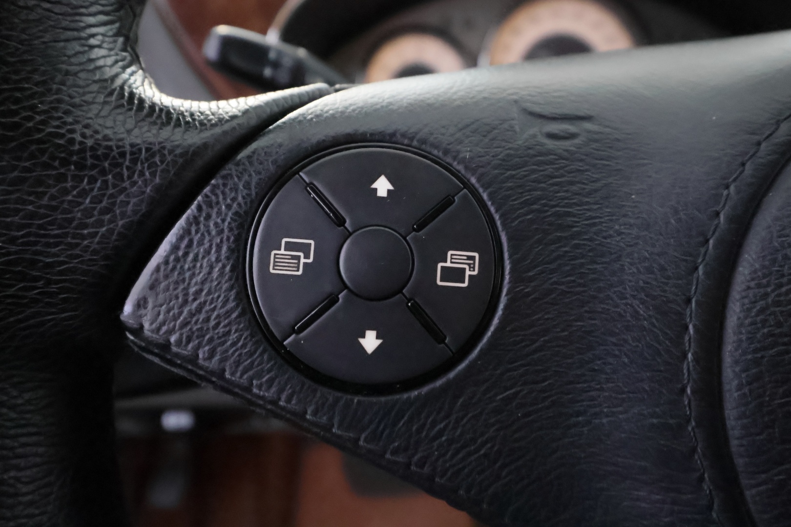 MERCEDES-BENZ CLS 2008