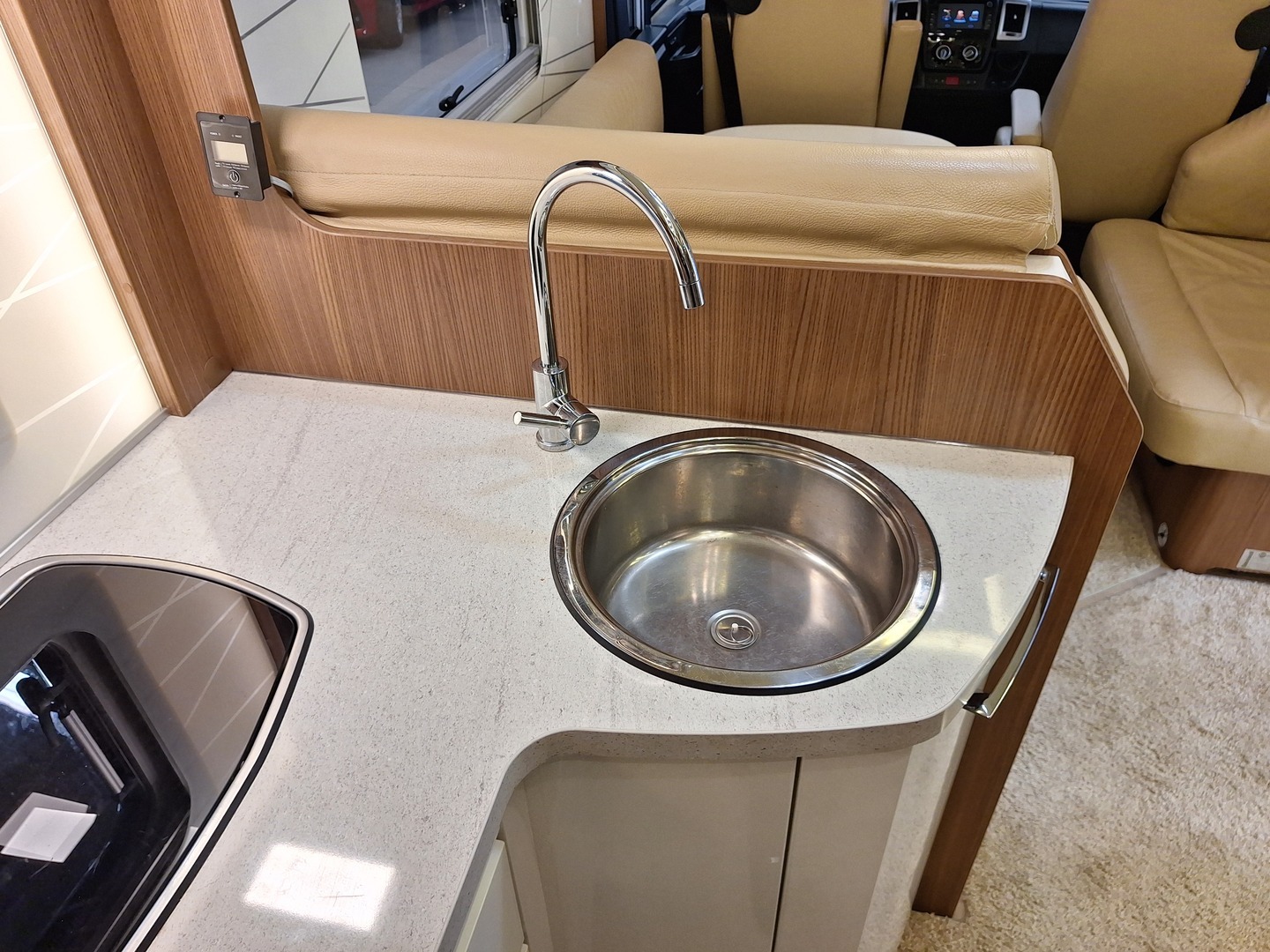 BÜRSTNER Elegance I 920 2018