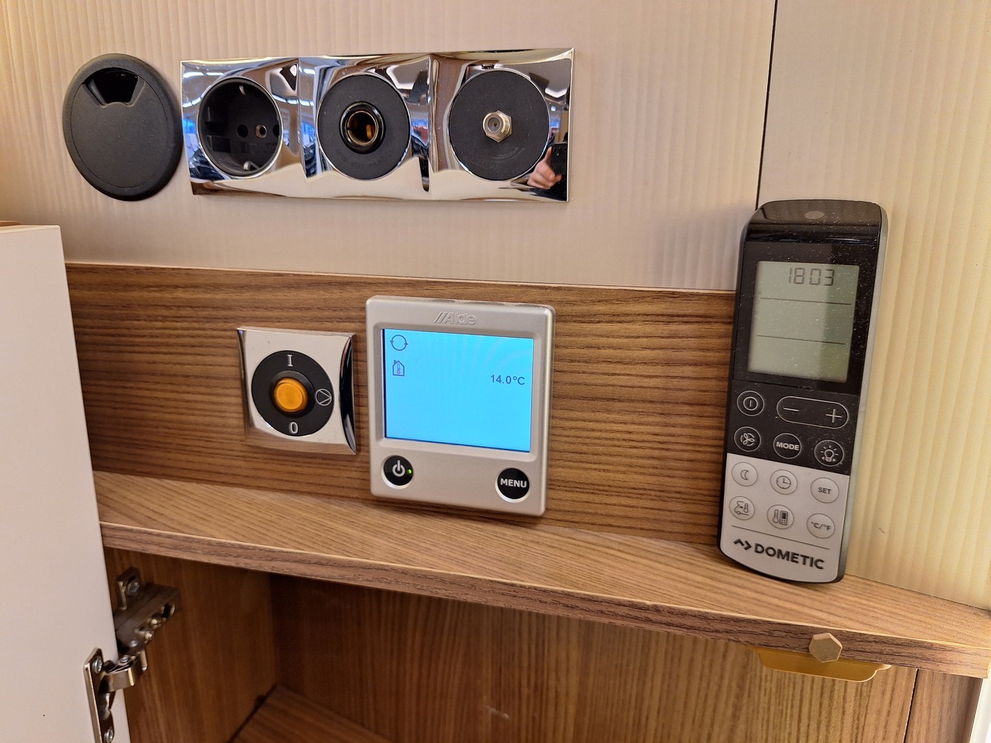 BÜRSTNER Elegance I 920 2018