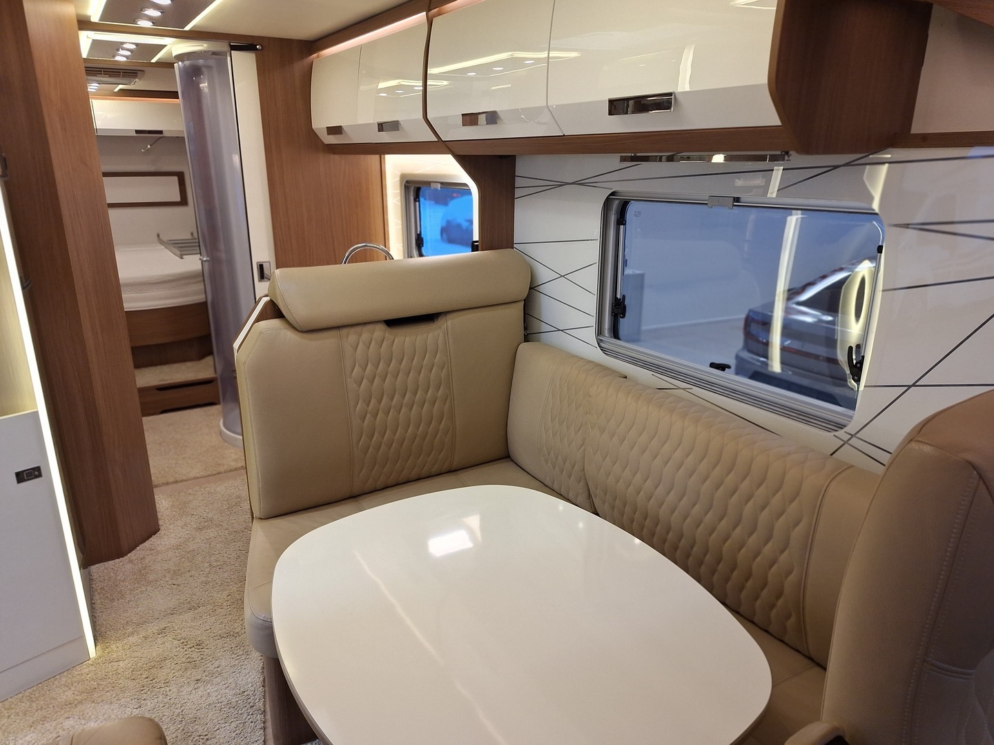 BÜRSTNER Elegance I 920 2018