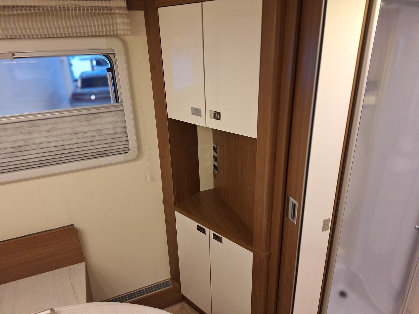 BÜRSTNER Elegance I 920 2018