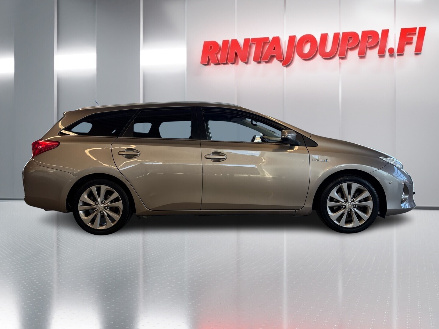TOYOTA Auris 2014