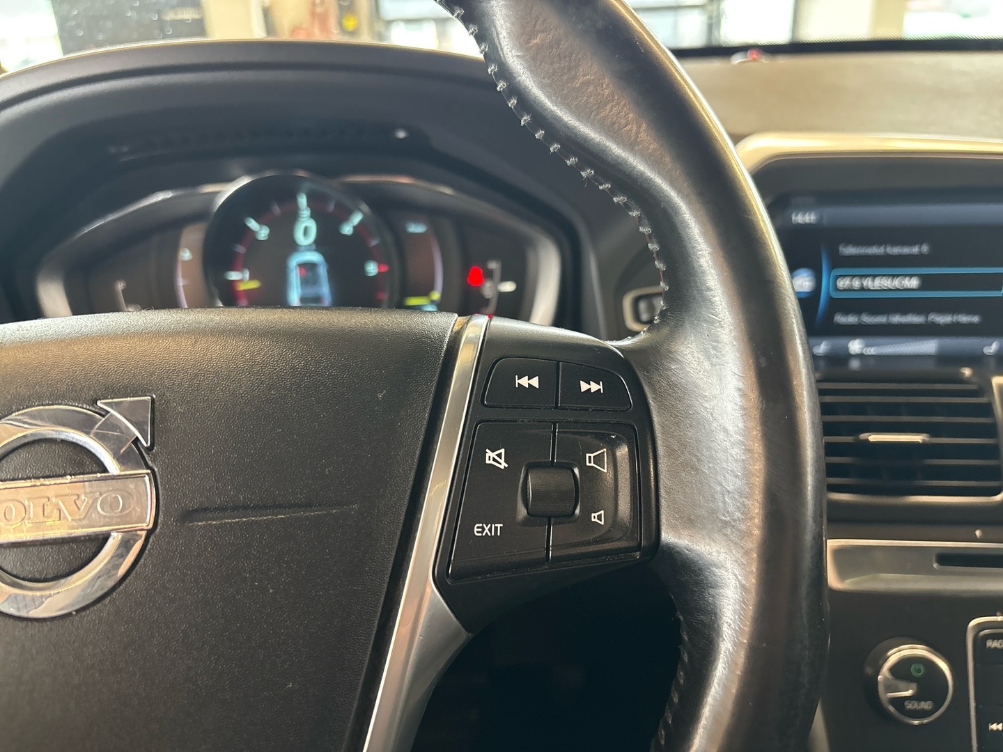 VOLVO XC60 2013