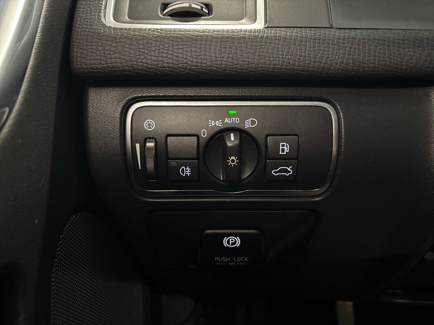 VOLVO XC60 2013