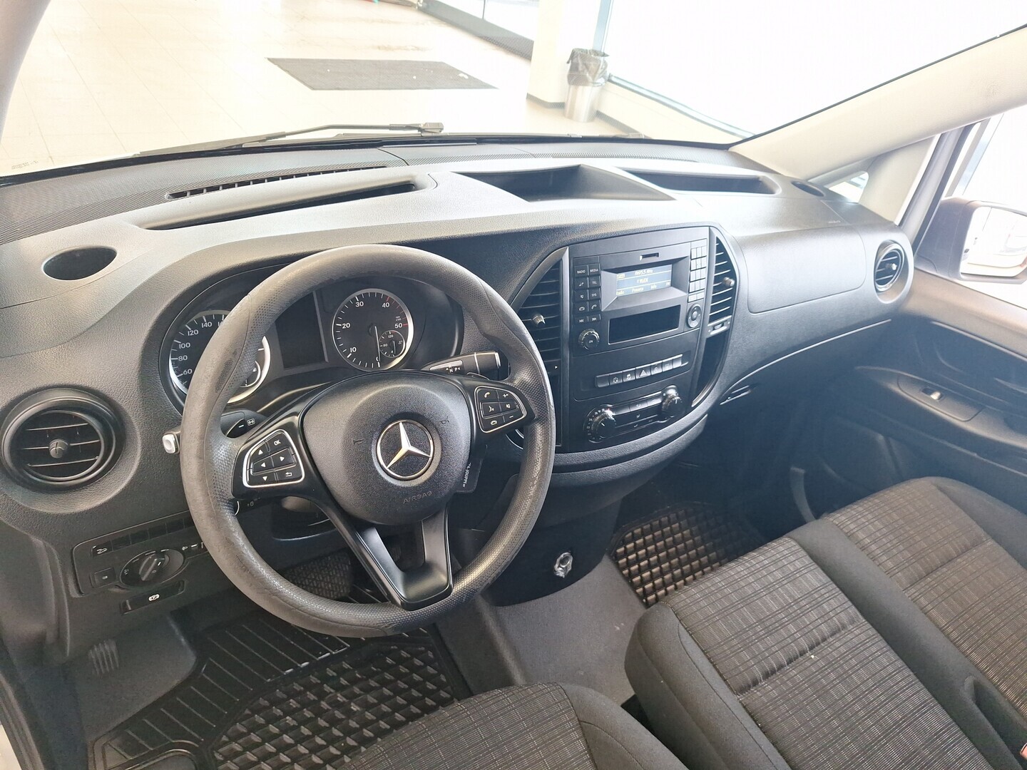 MERCEDES-BENZ Vito 2016