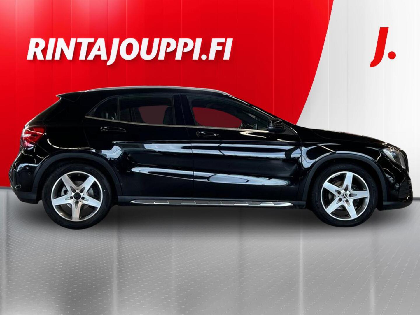 MERCEDES-BENZ GLA 5
