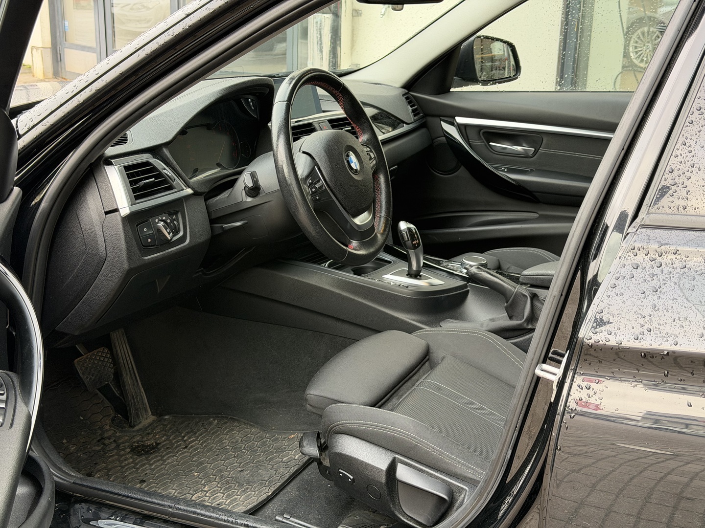 BMW 320 2018