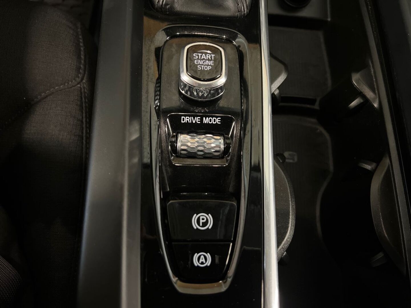 VOLVO V60 24