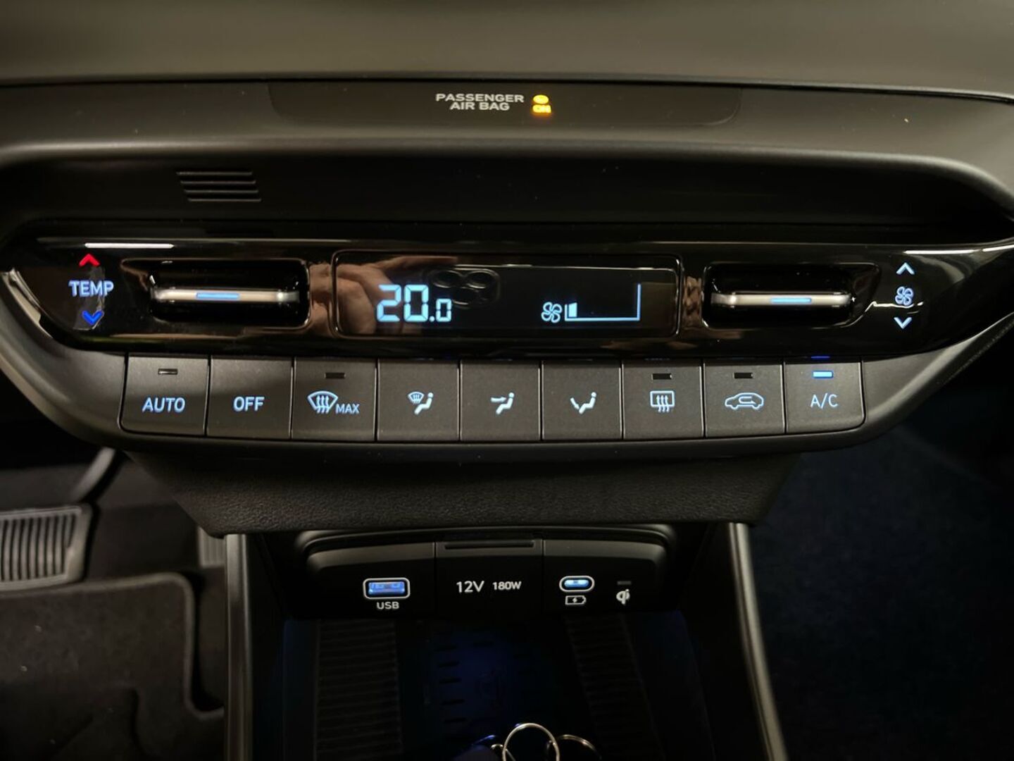 HYUNDAI i20 Hatchback 2024