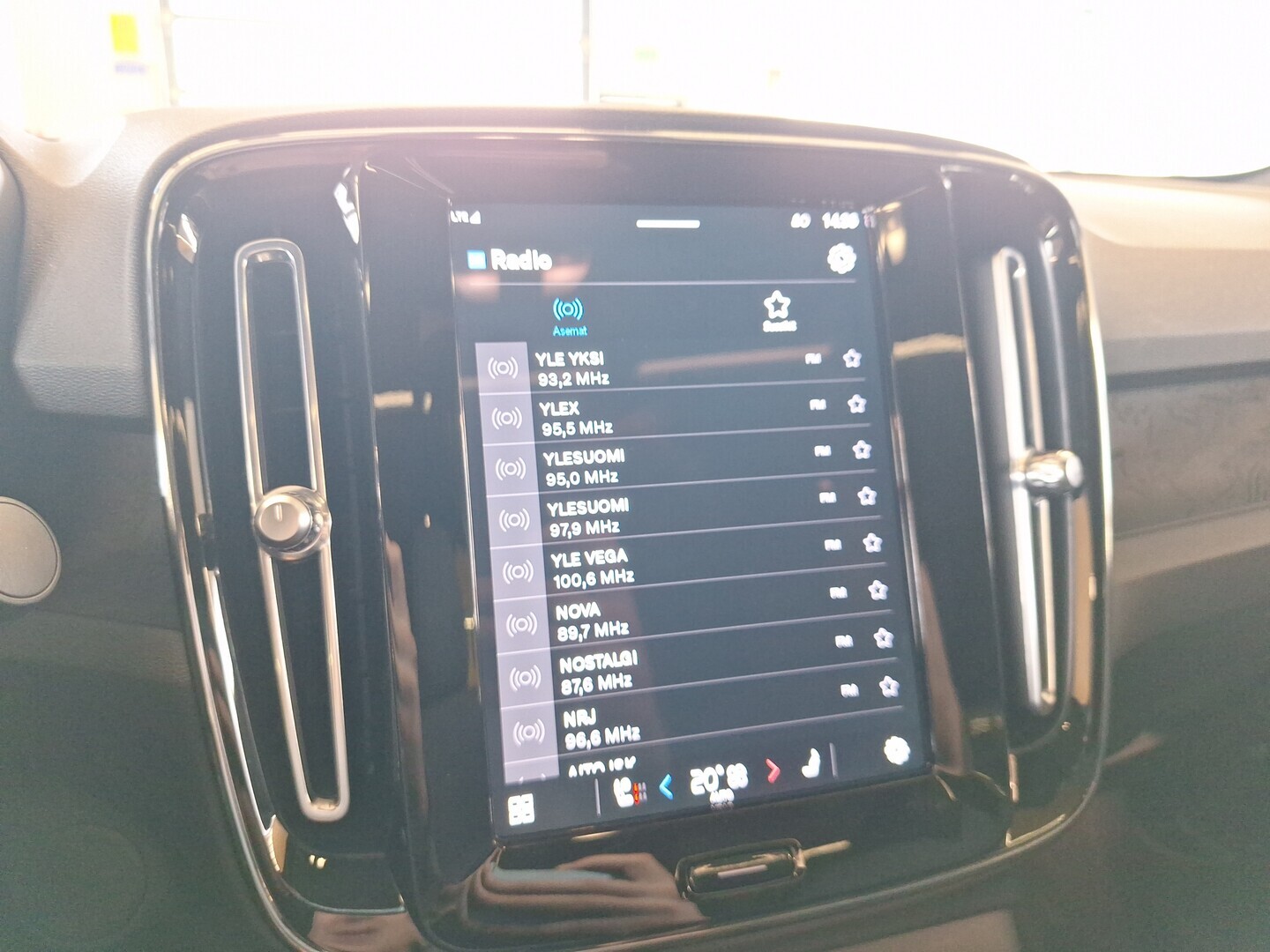 VOLVO C40 2023