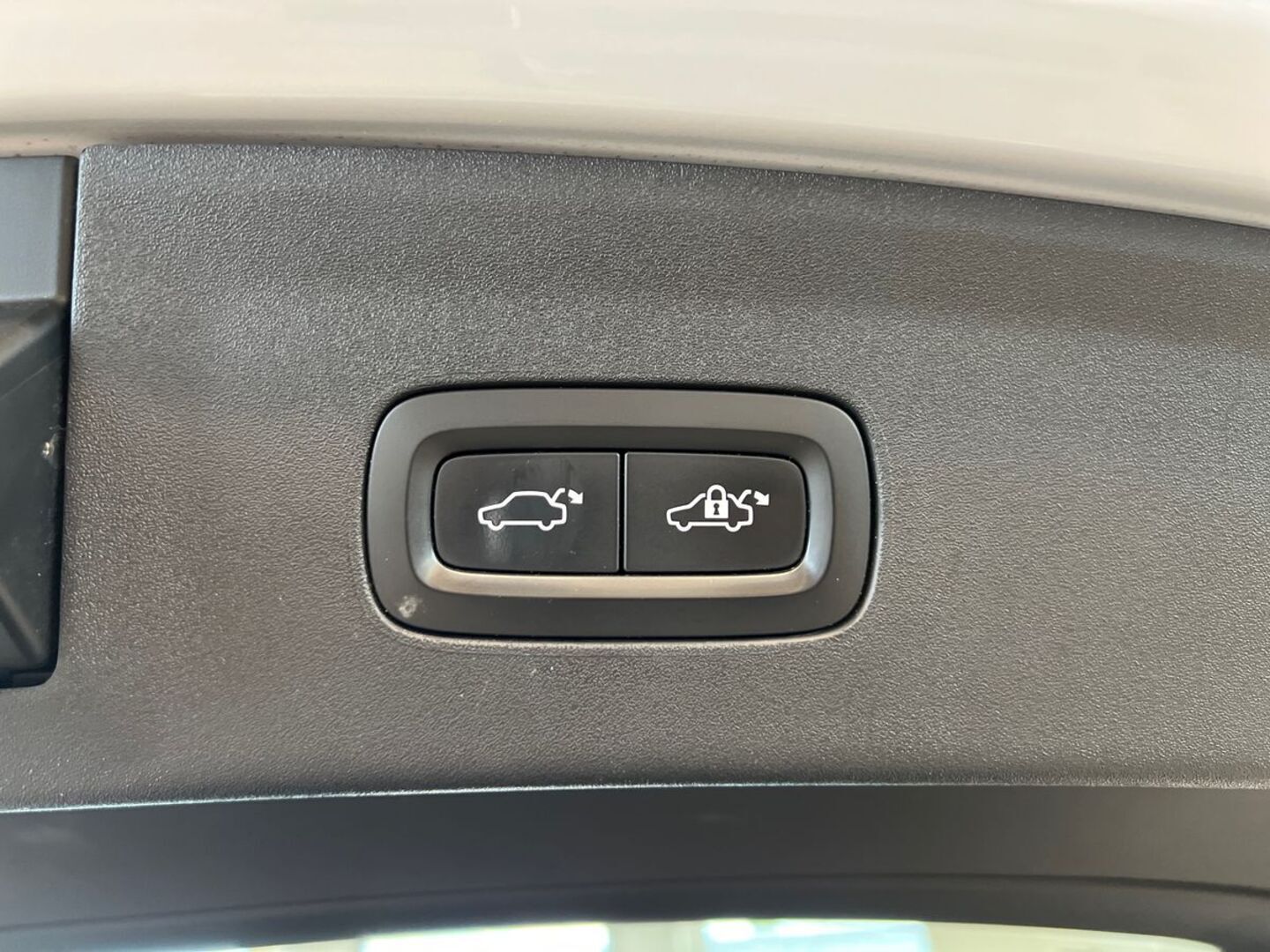 POLESTAR 2 2023