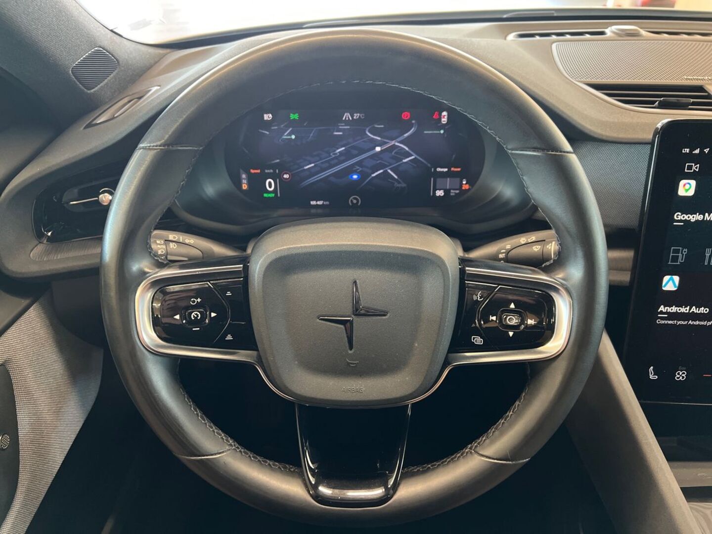 POLESTAR 2 2023