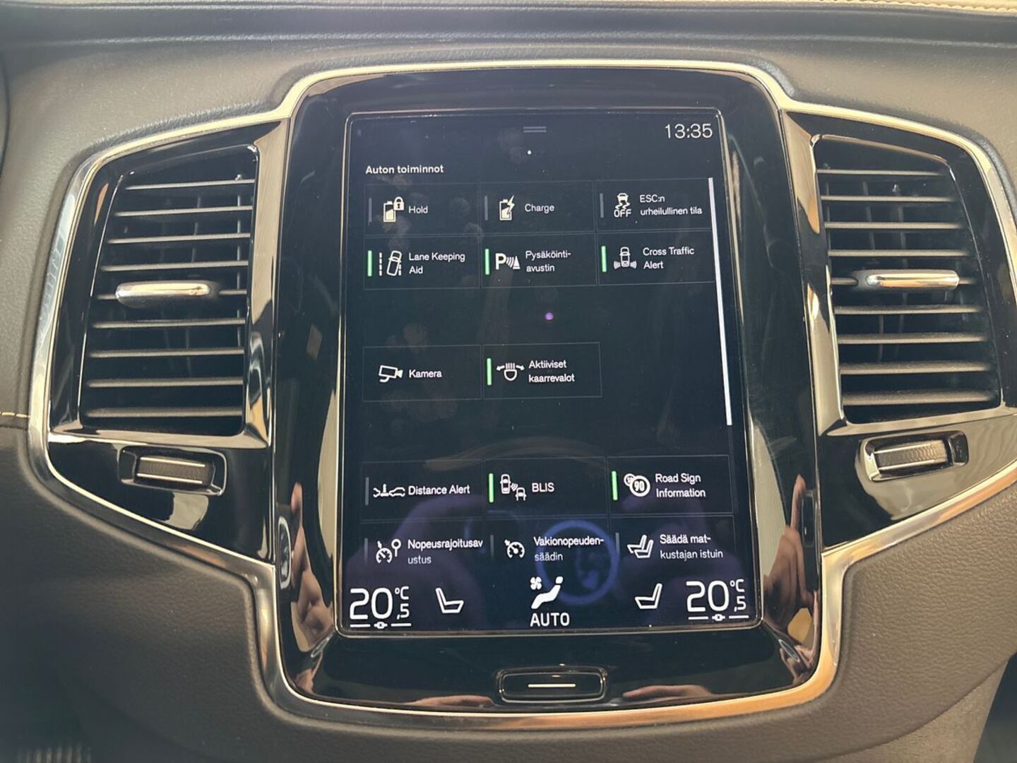 VOLVO XC90 2017