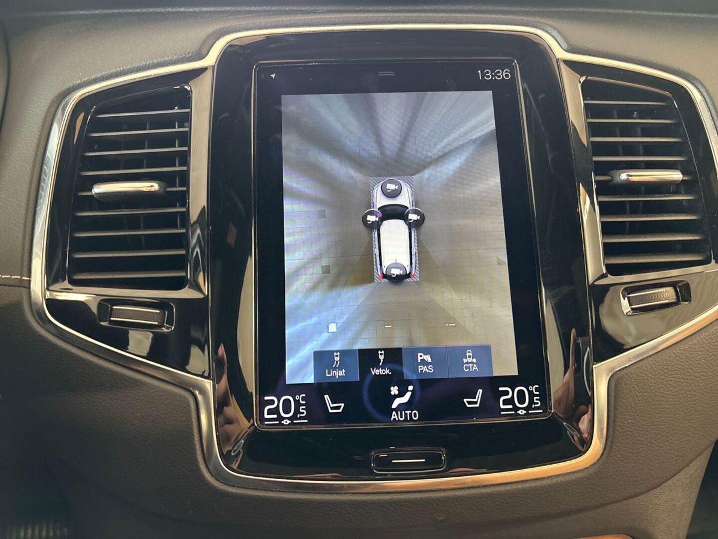 VOLVO XC90 2017