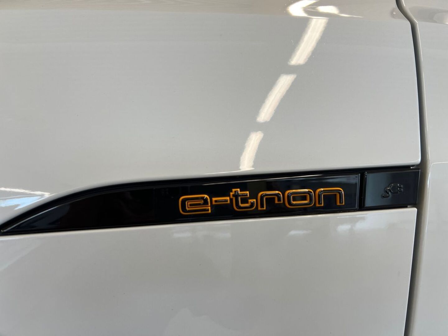AUDI e-tron 2023
