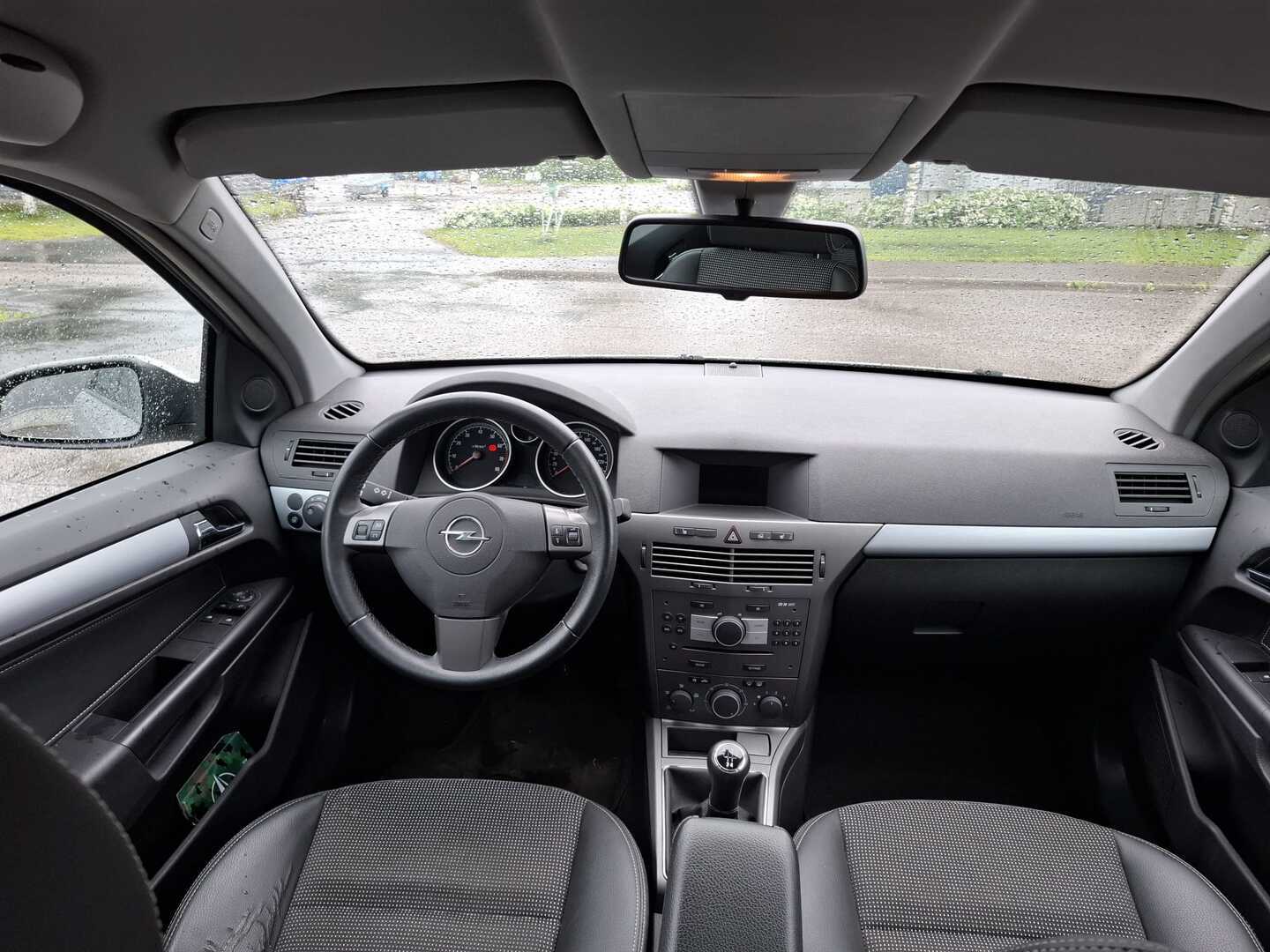 OPEL Astra 2007