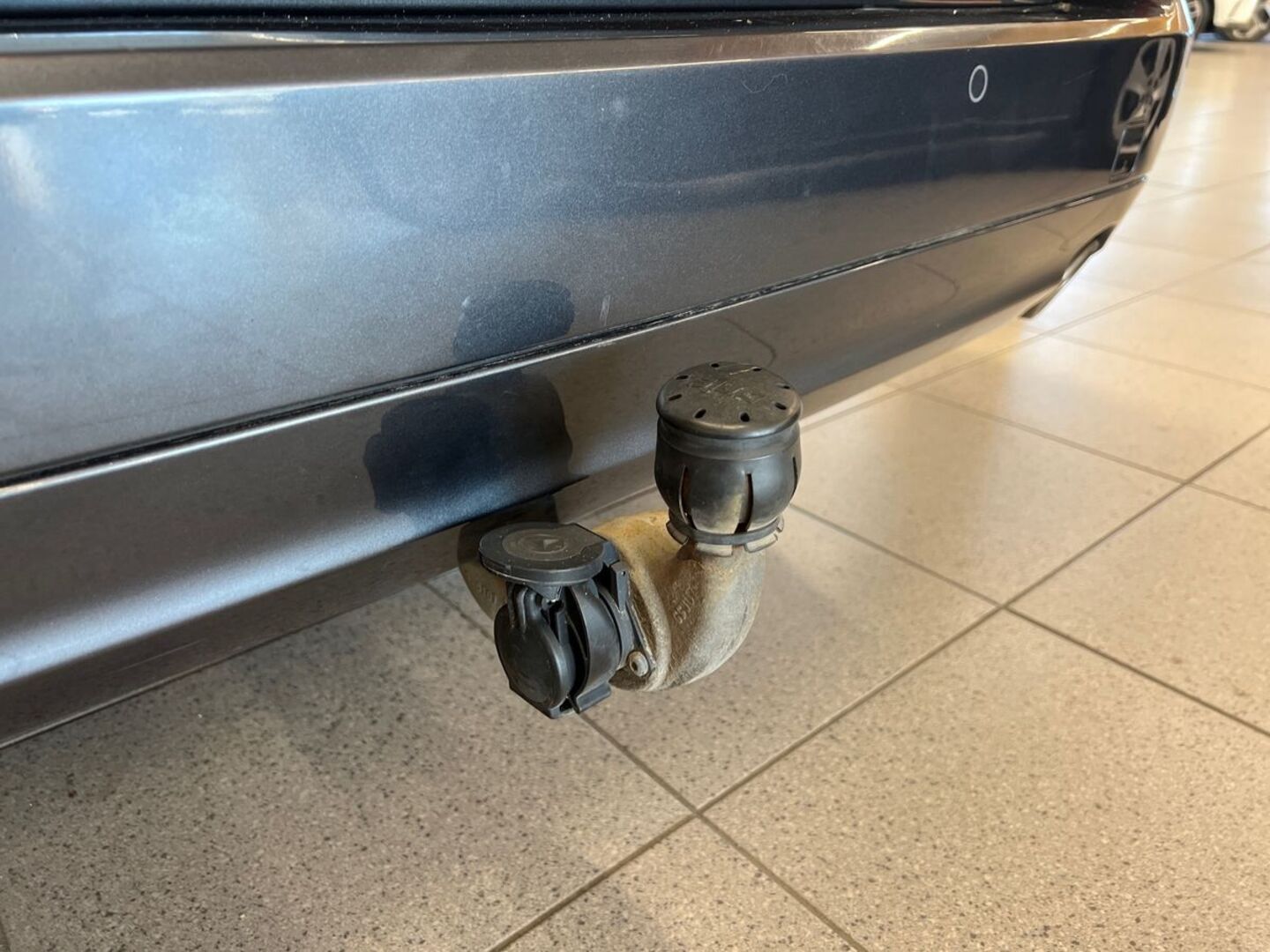 MERCEDES-BENZ E 2010