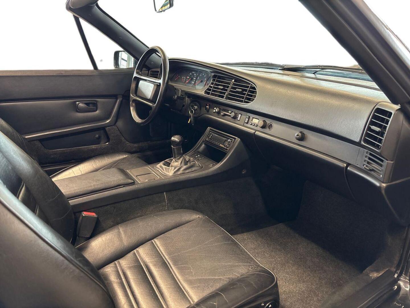 PORSCHE 944 1991