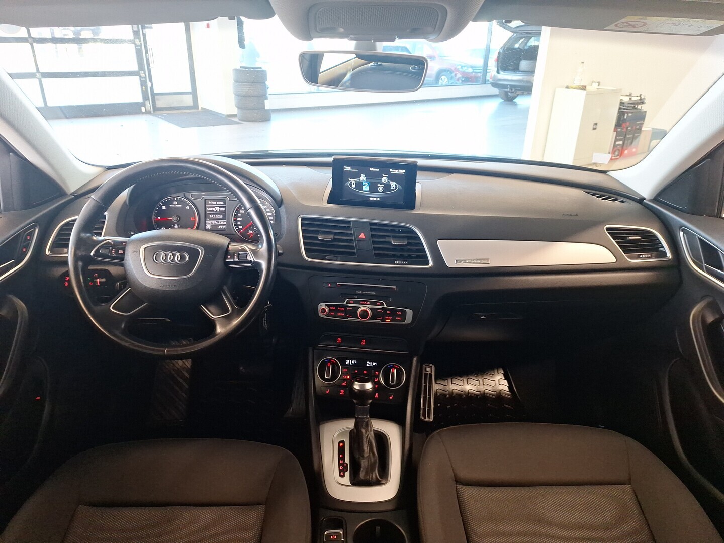 AUDI Q3 2016