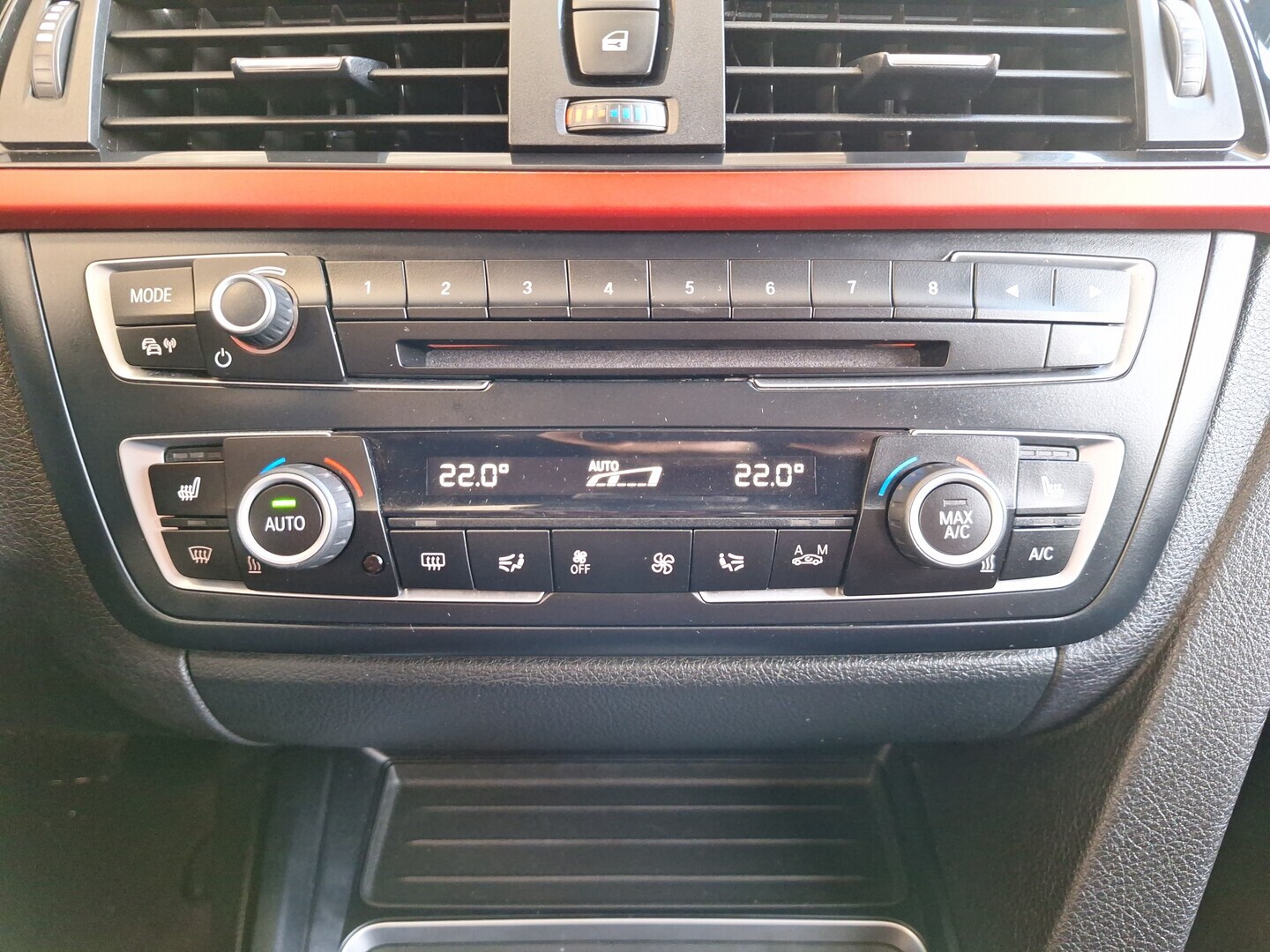 BMW 320 Gran Turismo 2016