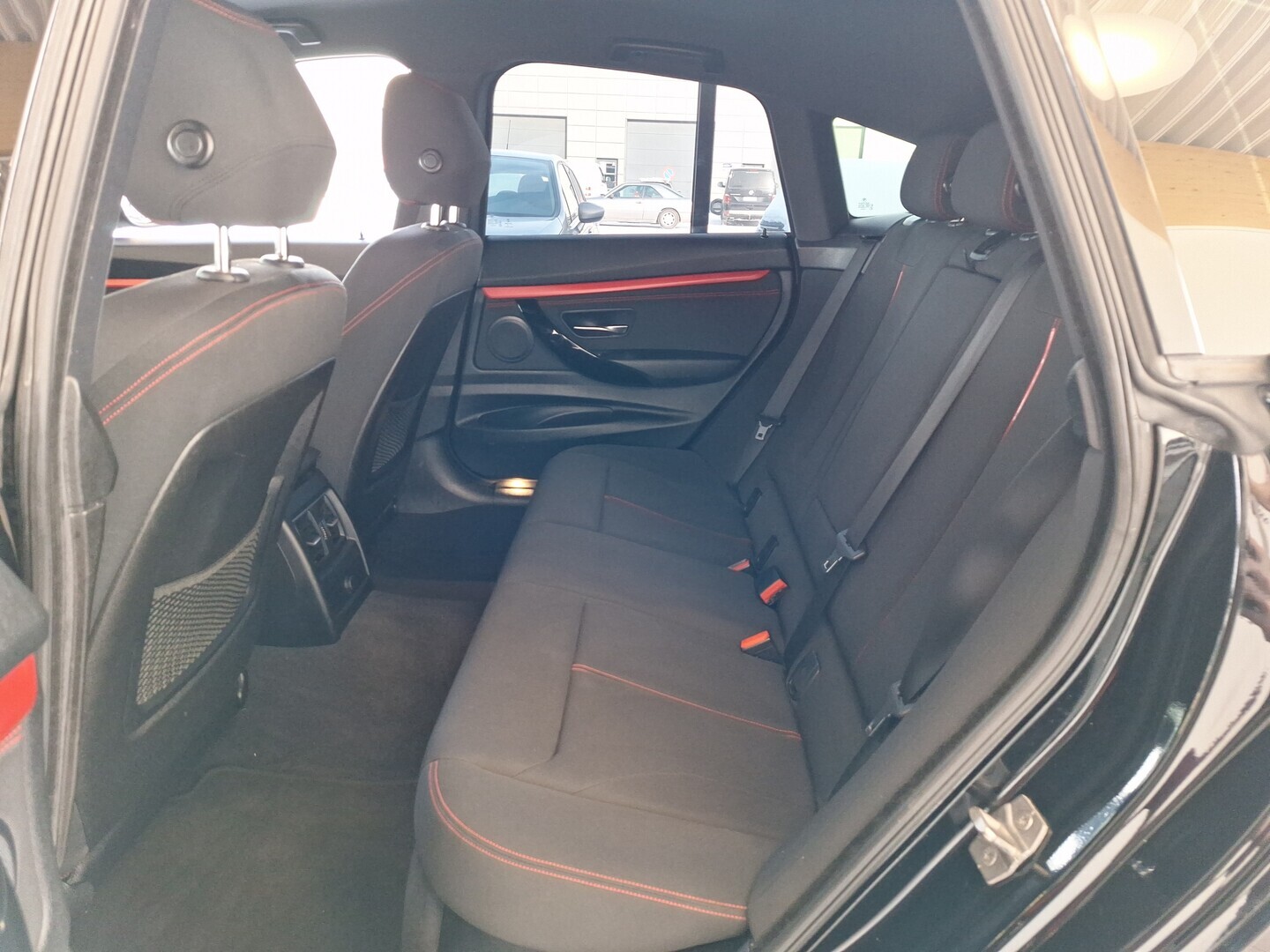 BMW 320 Gran Turismo 2016