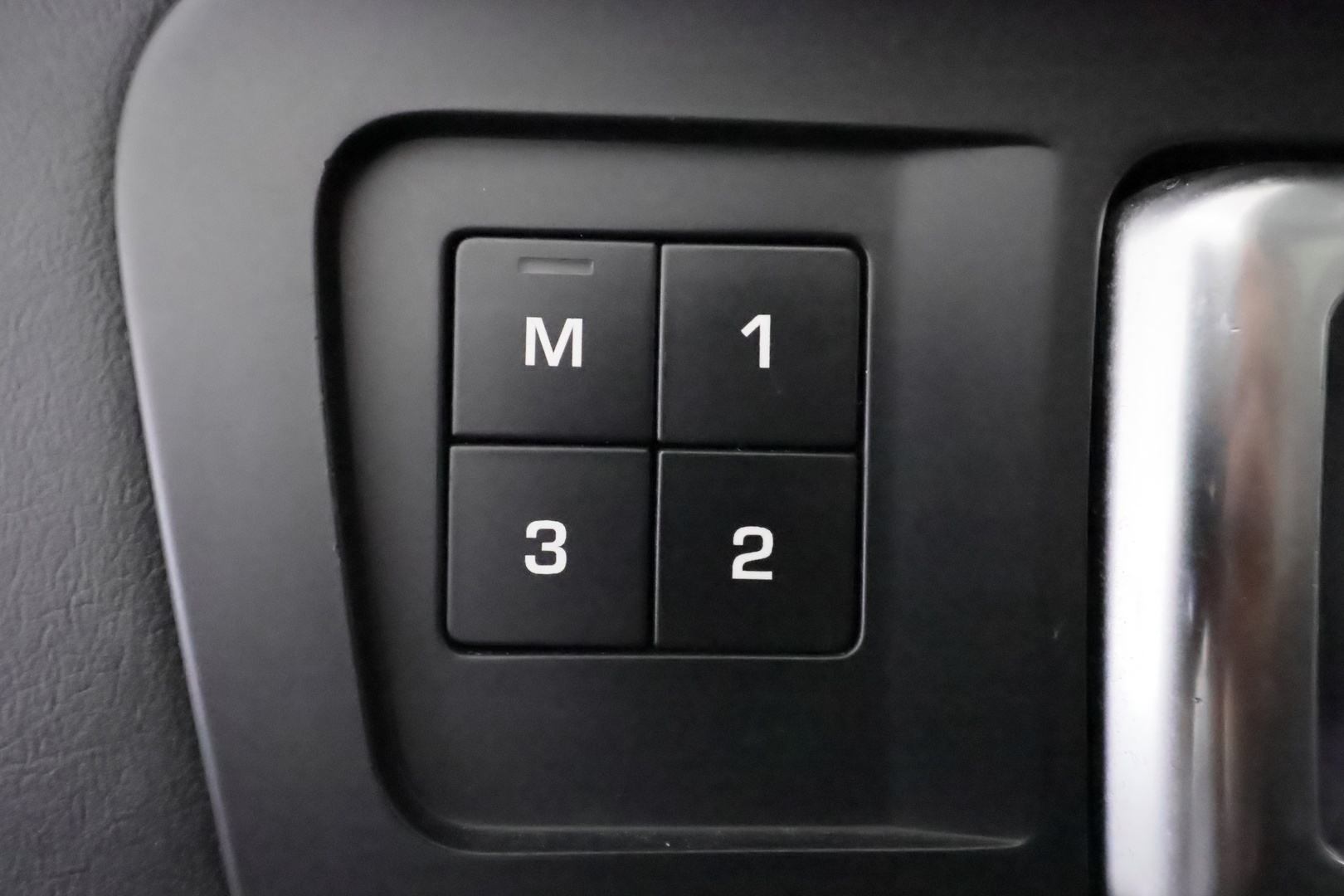 LAND ROVER Discovery Sport 2016