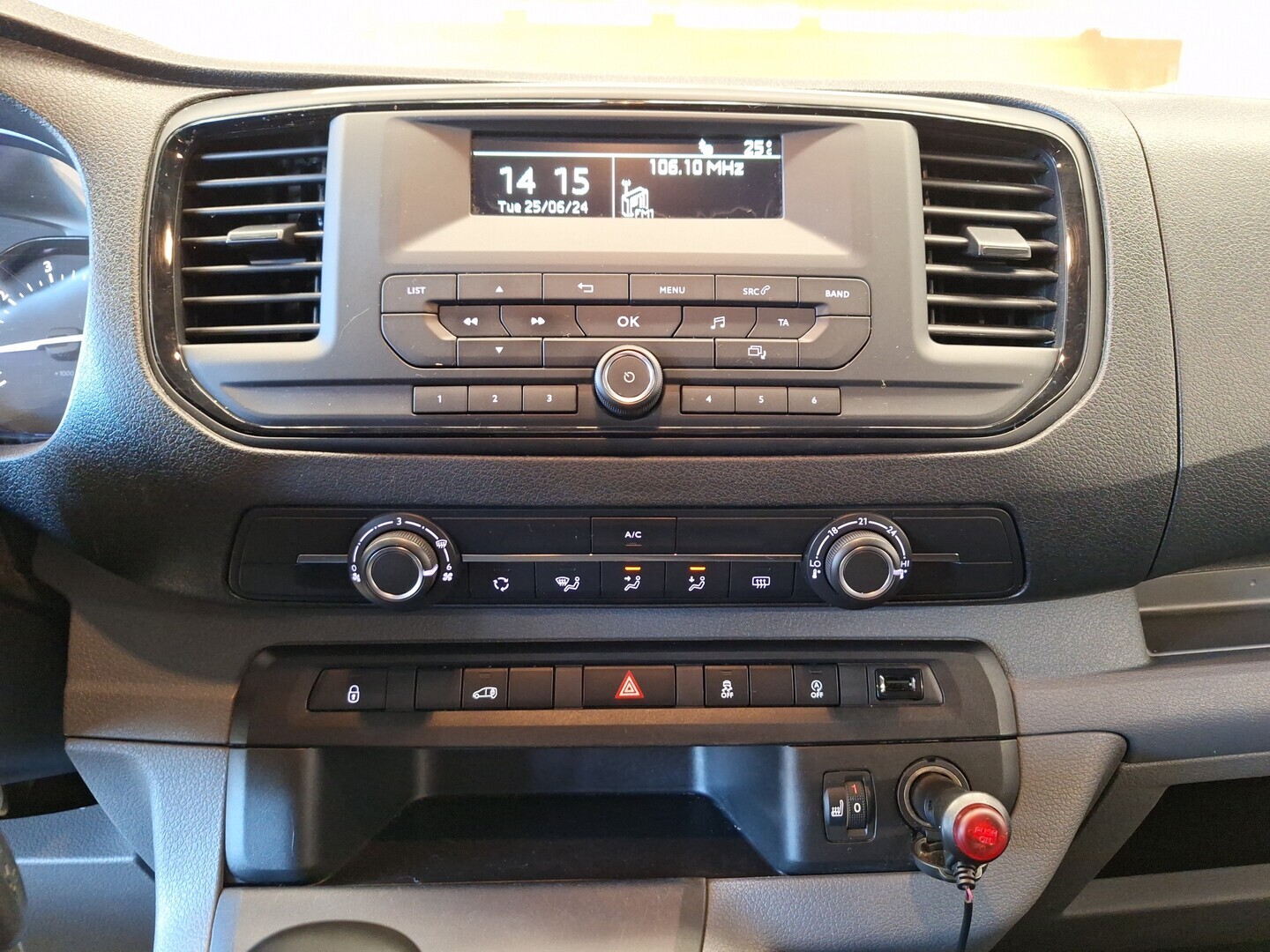 PEUGEOT Expert 2017