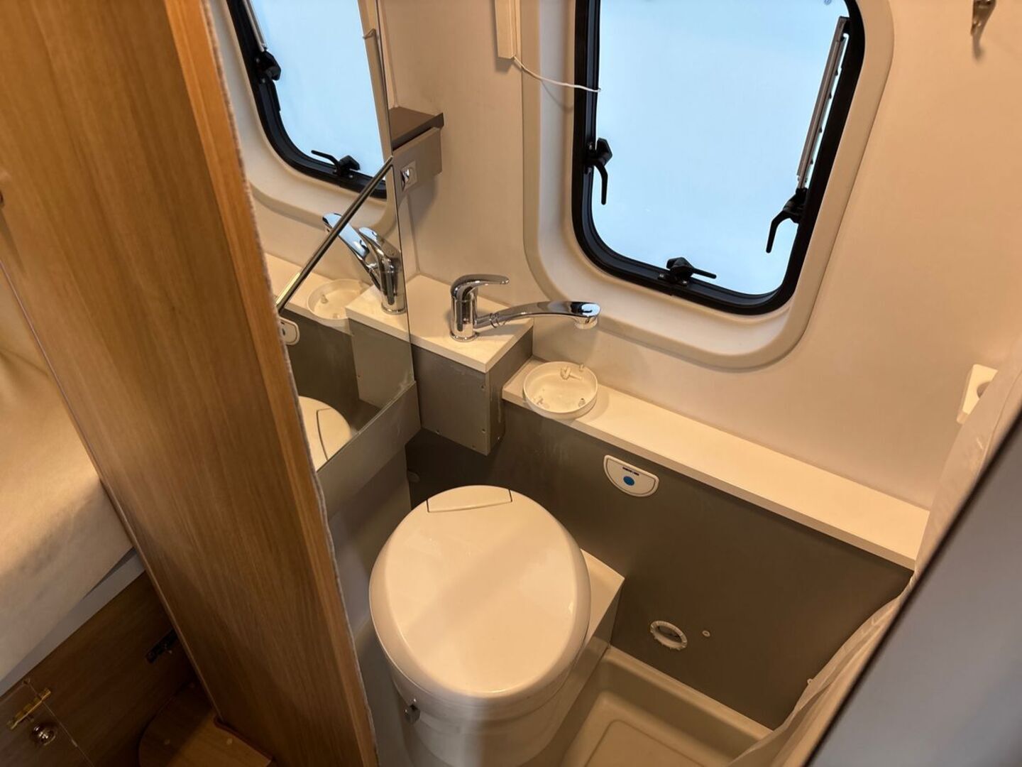 ADRIA Twin 600 SP 2018