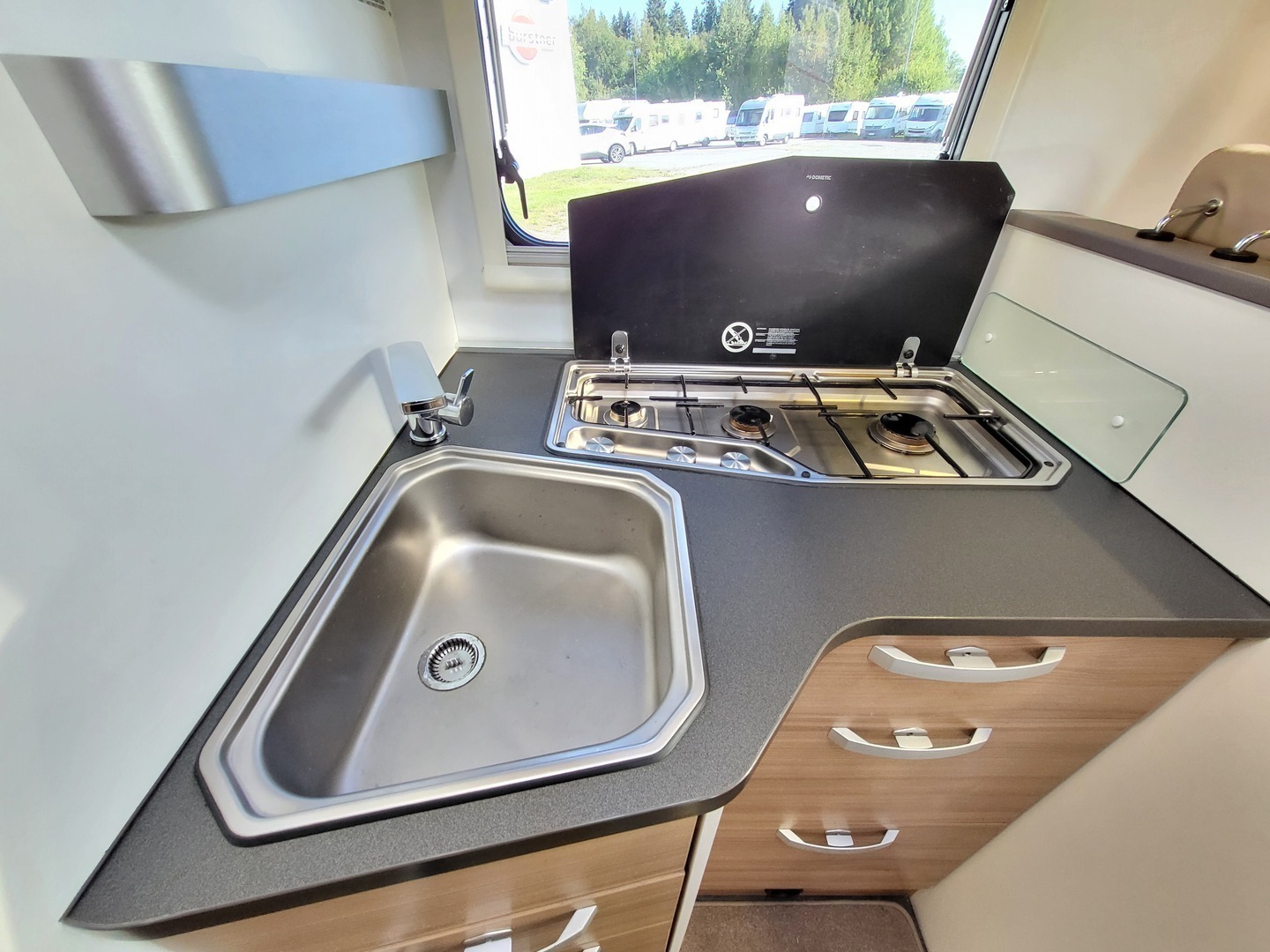 ADRIA Matrix Axess 670 SC 2019