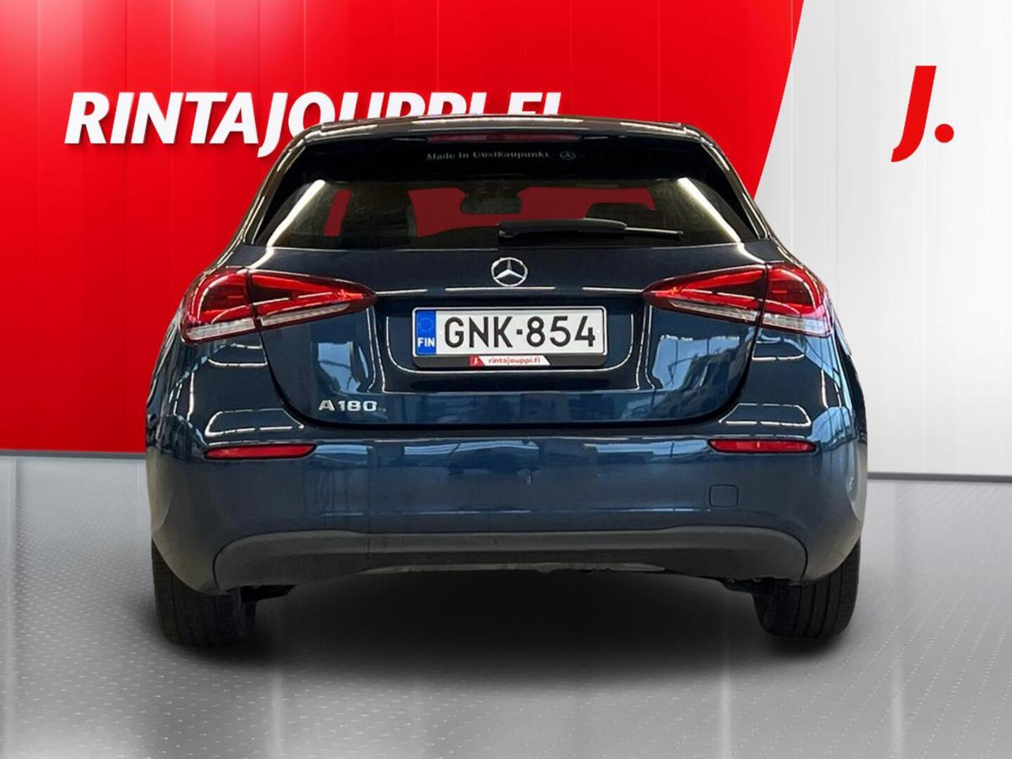 MERCEDES-BENZ A 2019