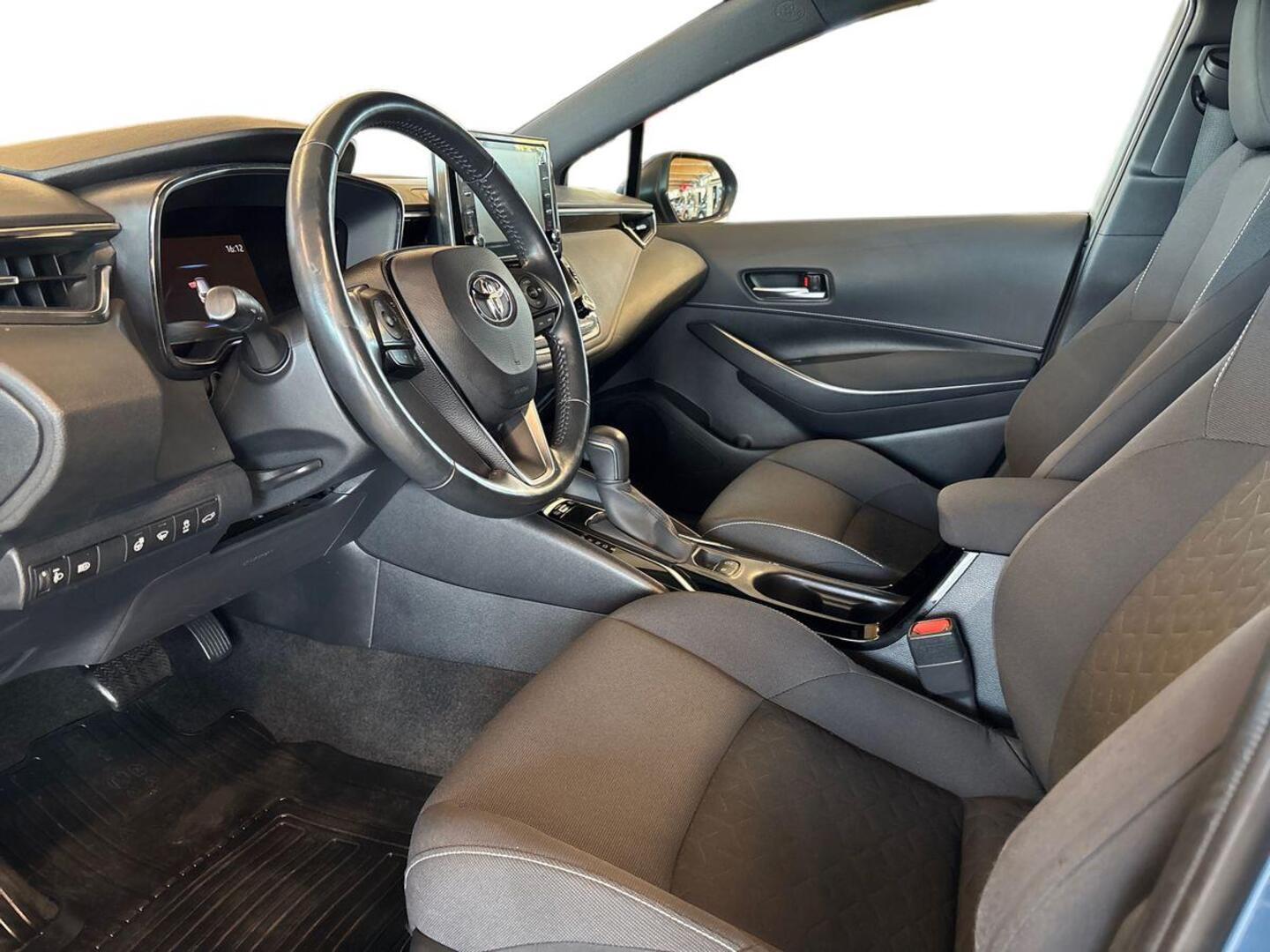TOYOTA Corolla 2019