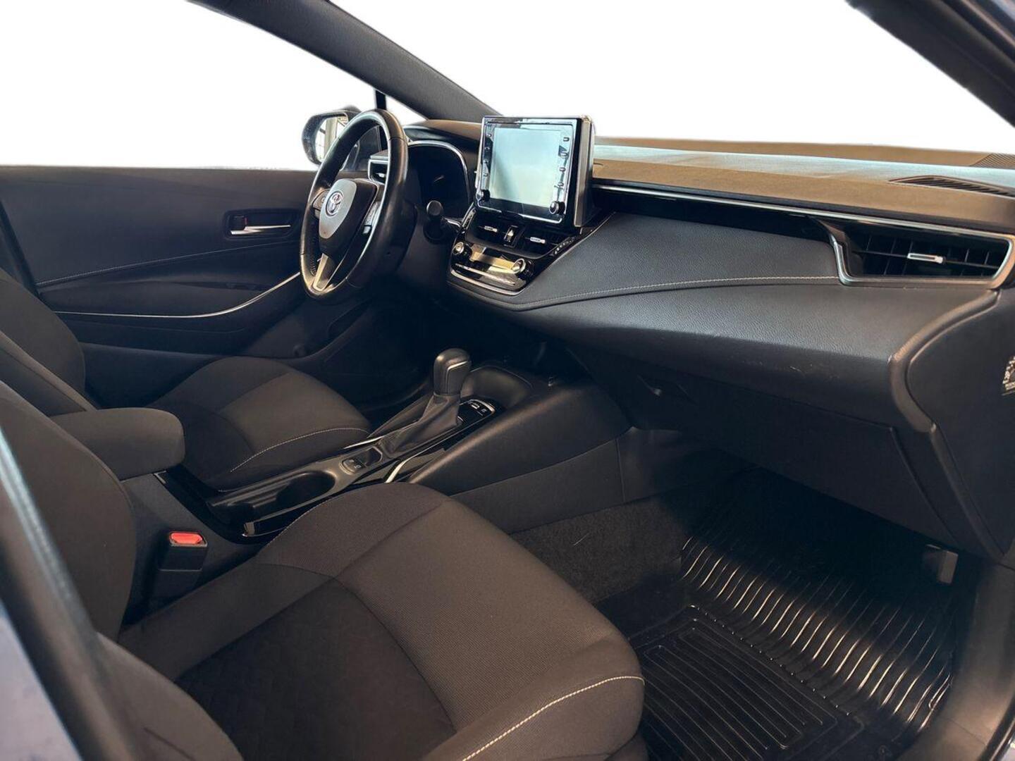 TOYOTA Corolla 2019