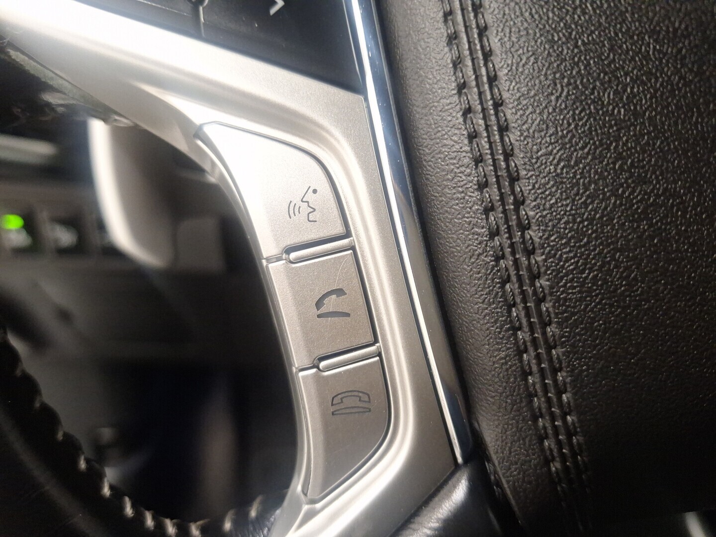 MITSUBISHI Outlander PHEV 2019