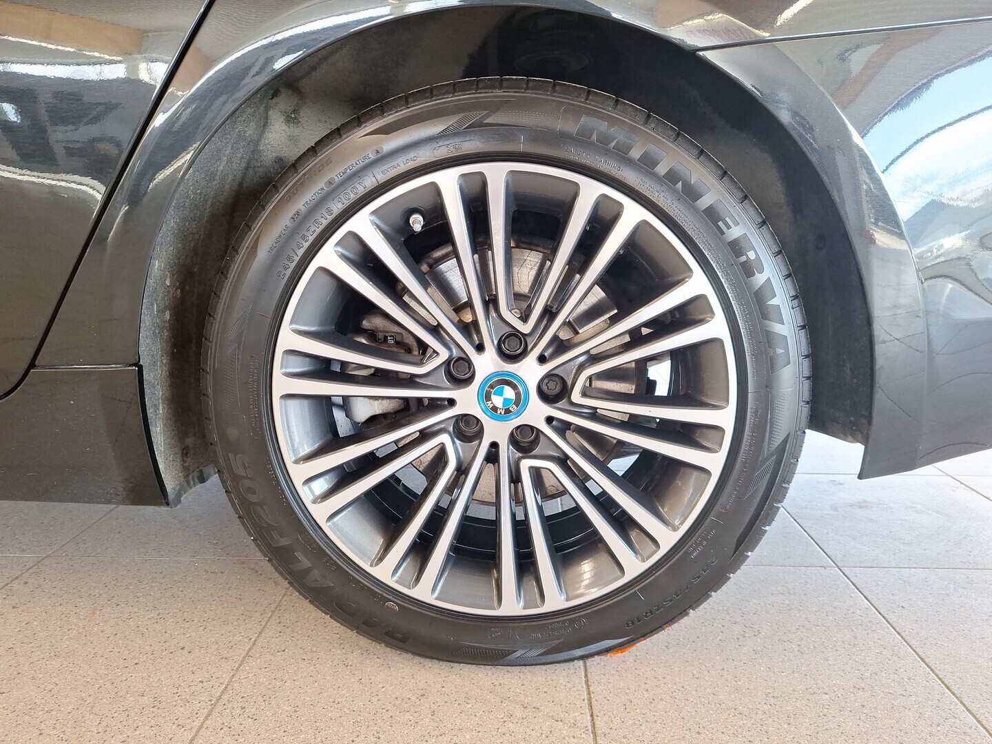 BMW 530 2019