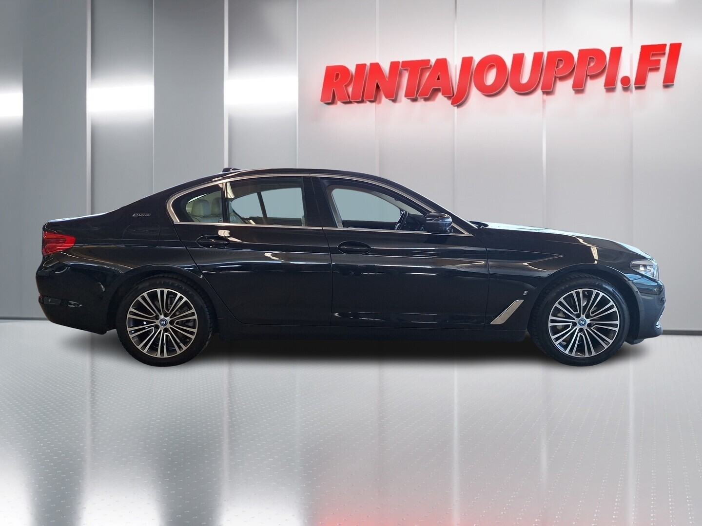 BMW 530 2019