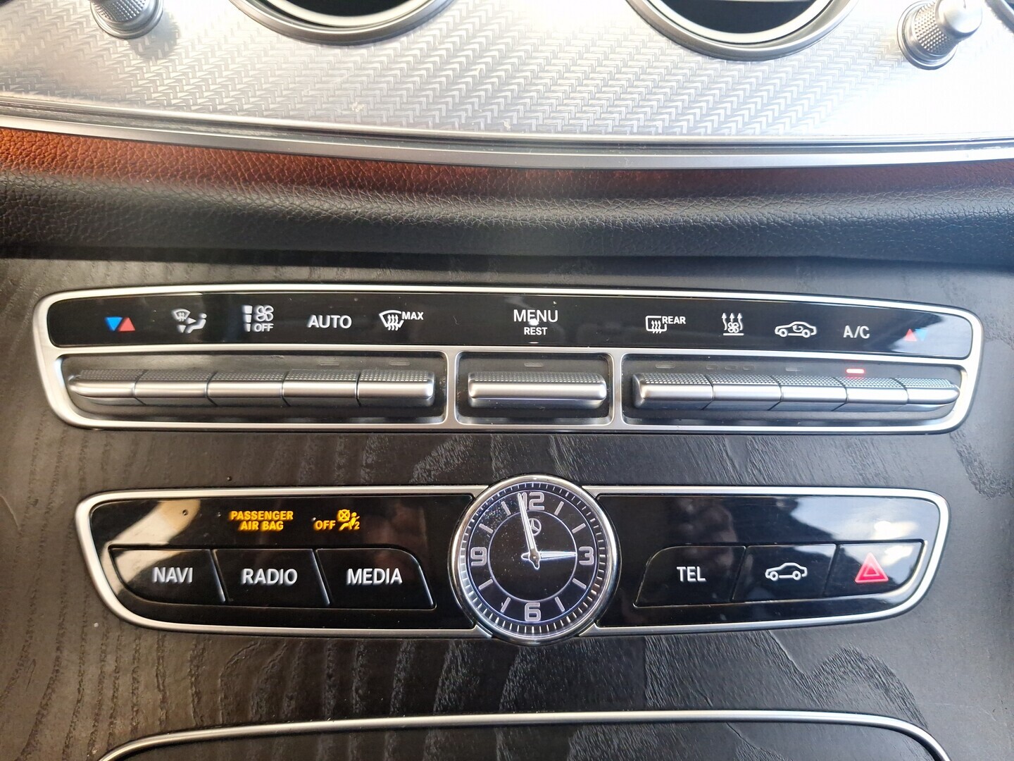 MERCEDES-BENZ E 2020