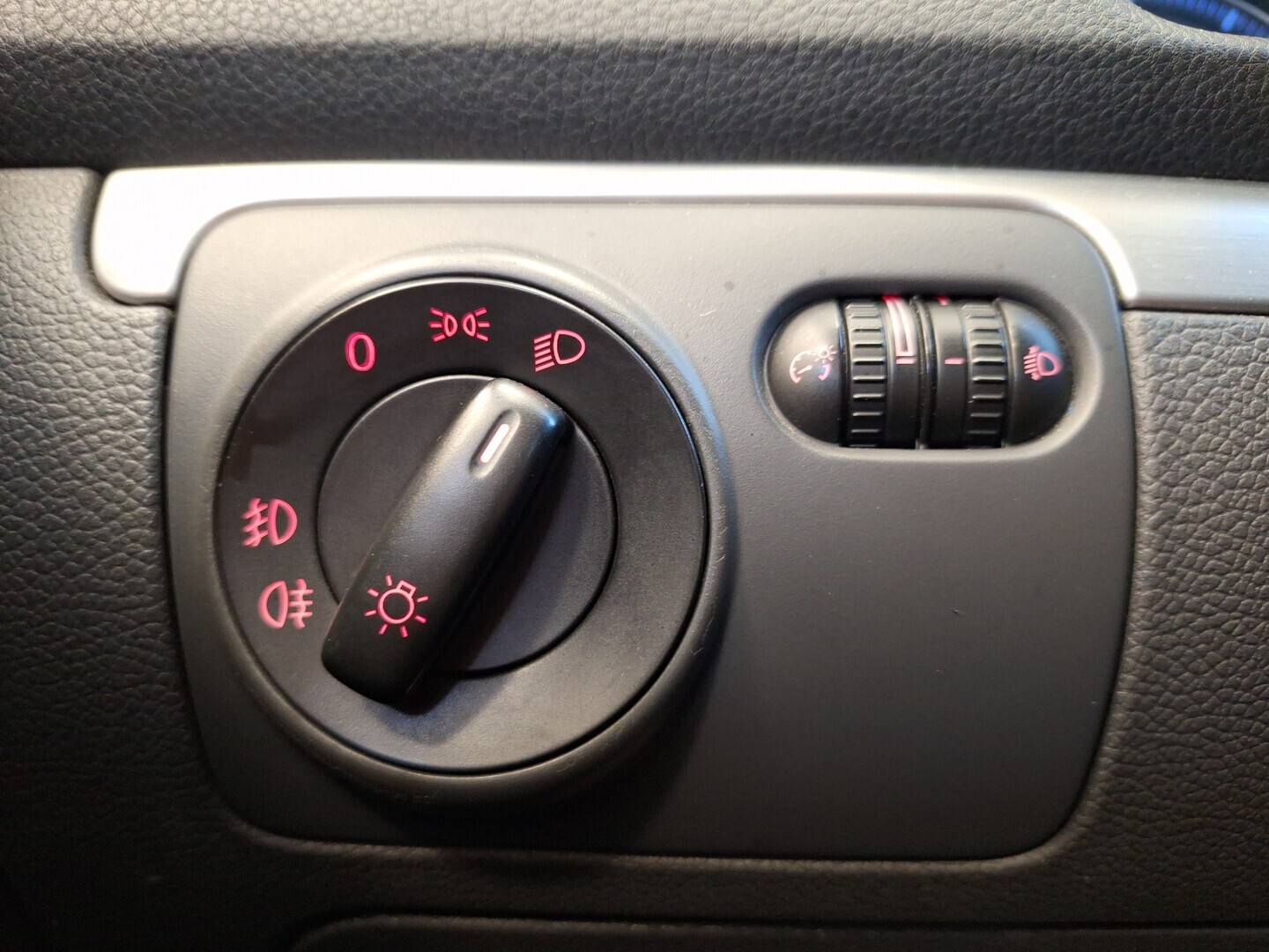 VOLKSWAGEN Jetta 2007