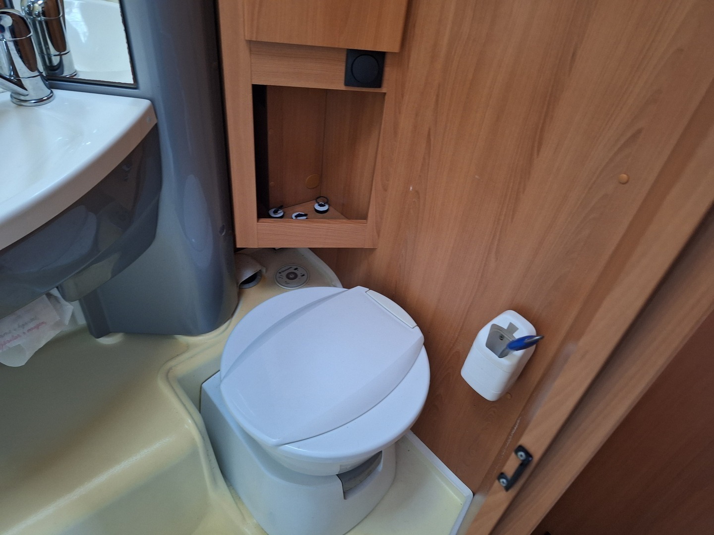 DETHLEFFS Globe R 2009