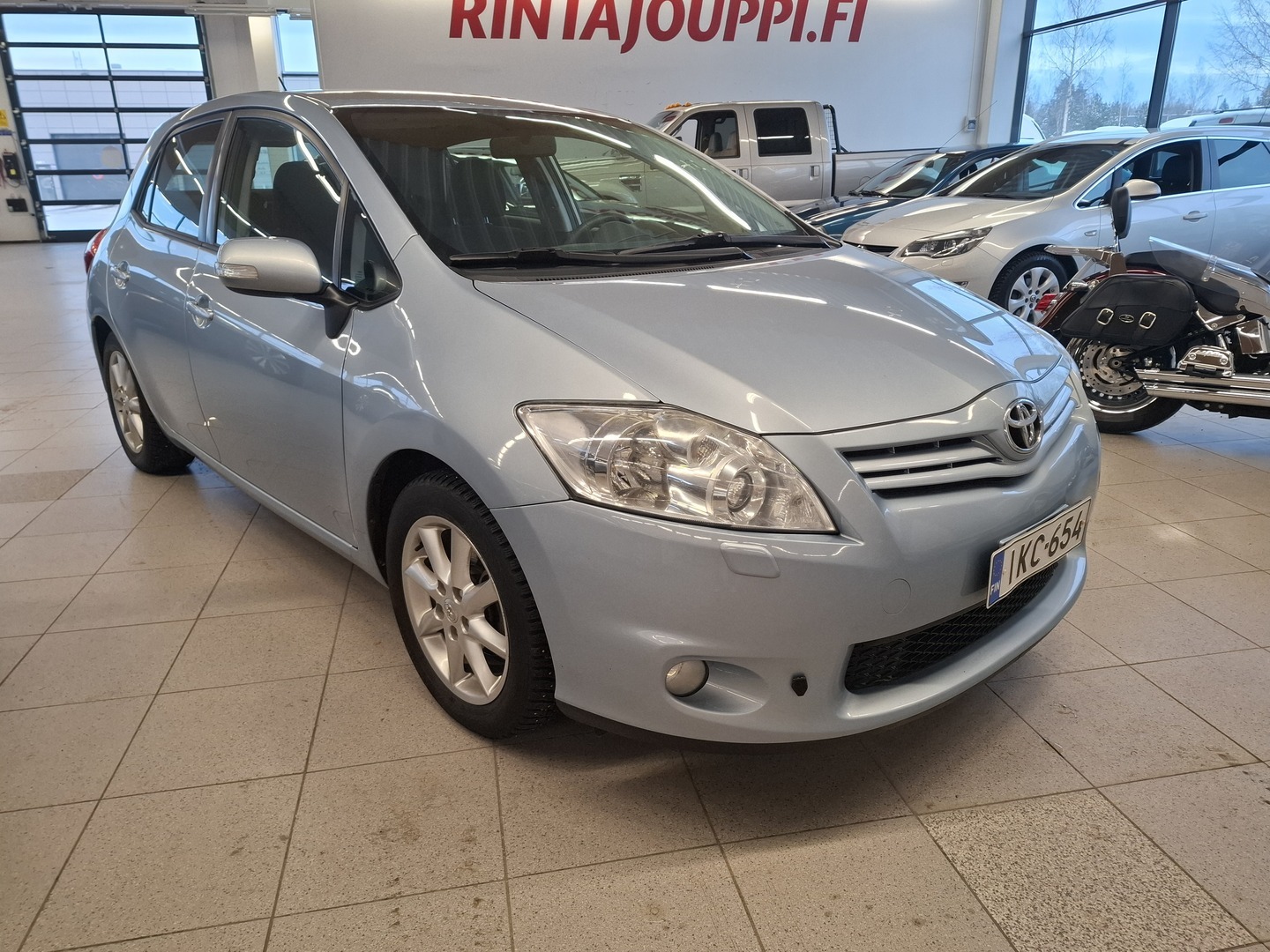 TOYOTA Auris 2011