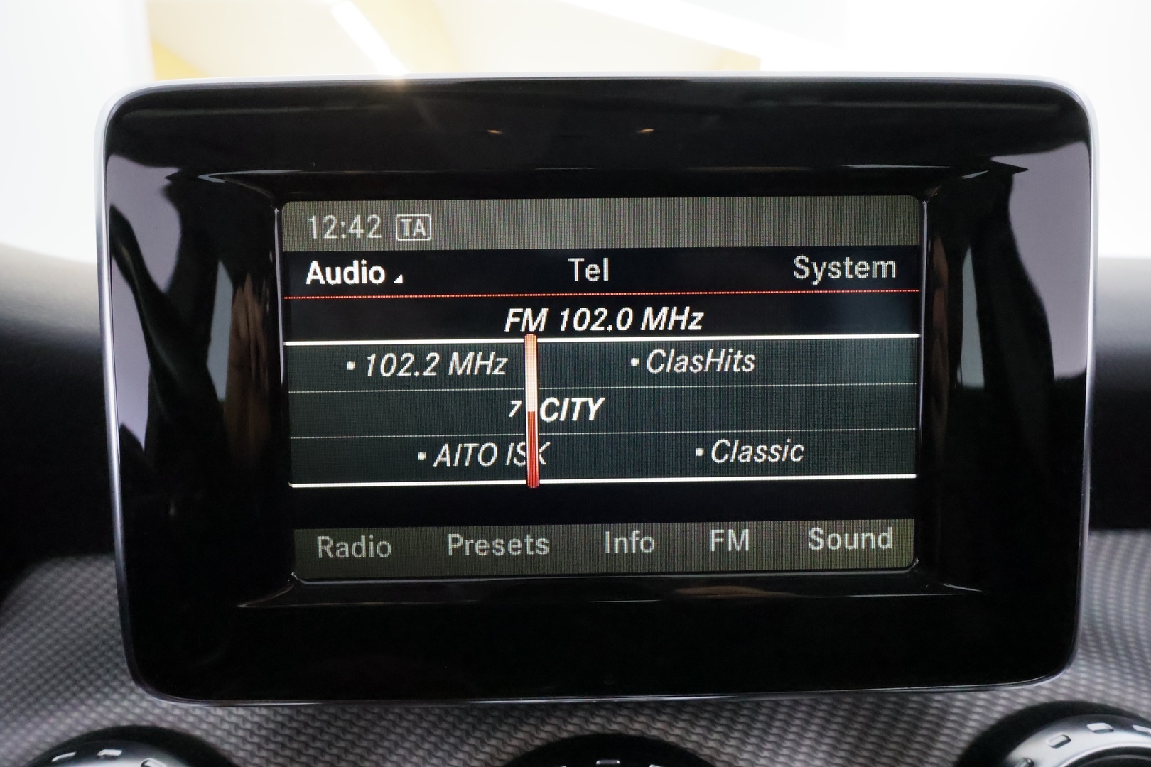 MERCEDES-BENZ GLA 2015