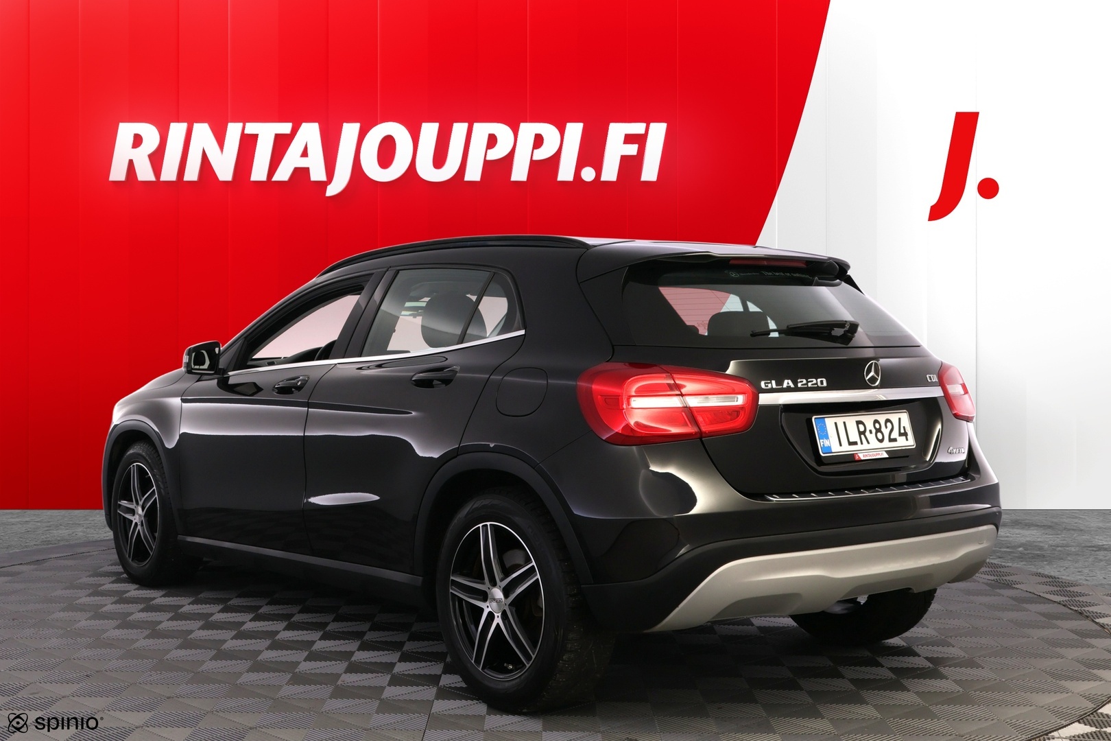 MERCEDES-BENZ GLA 2015