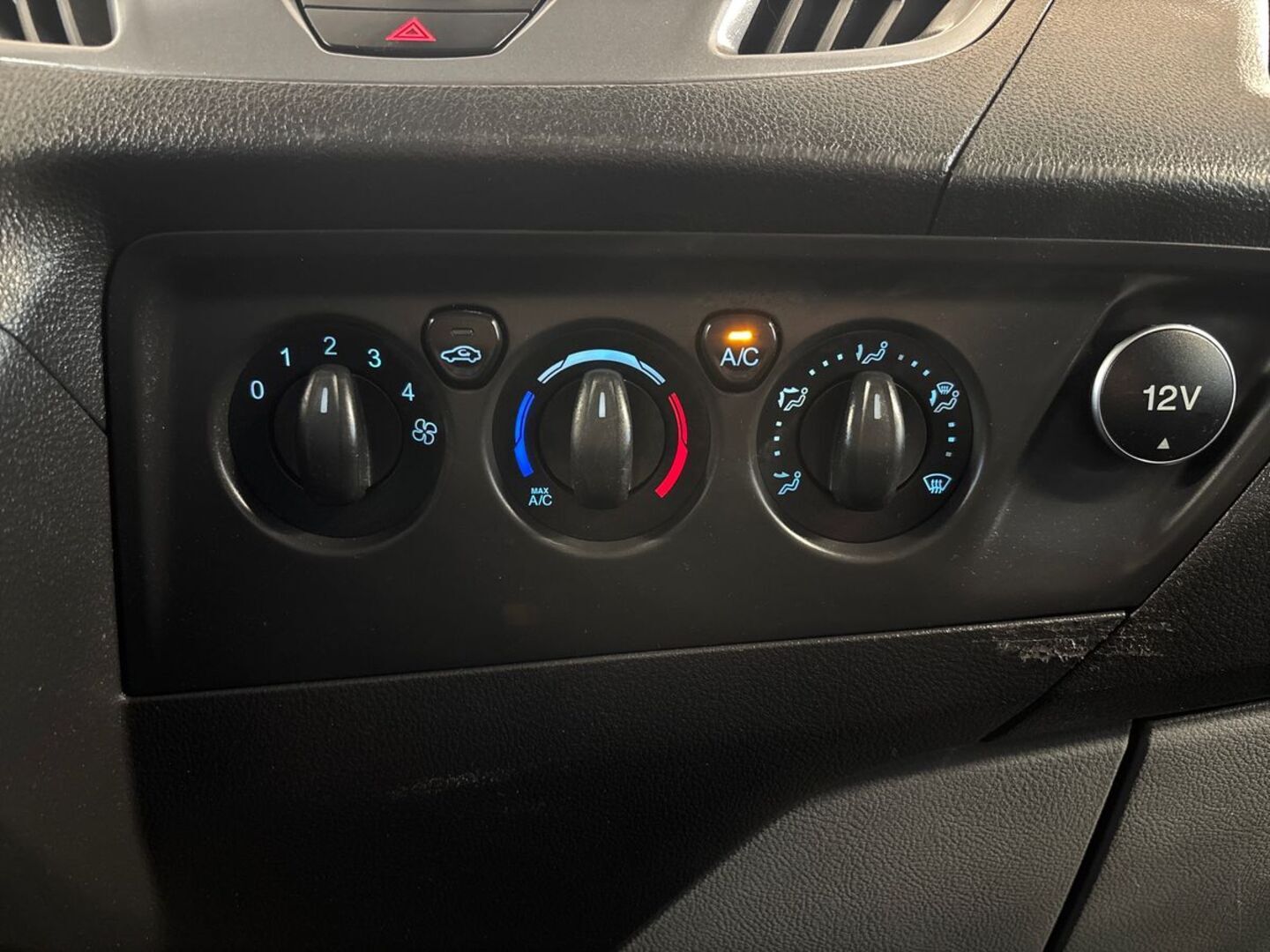 FORD Transit Custom 19