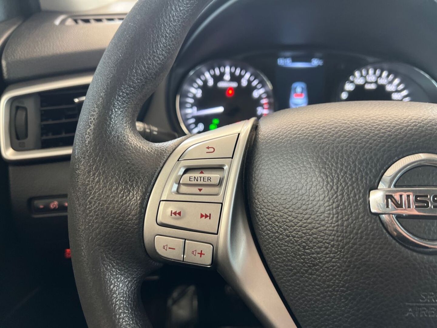 NISSAN Qashqai 2014